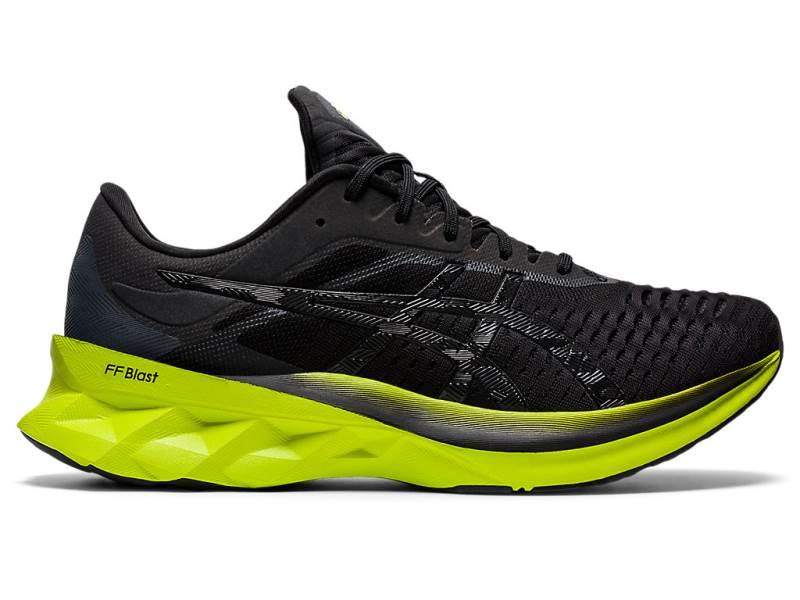 Sapatilhas Running Asics NOVABLAST Homem Pretas, 4668A701.802